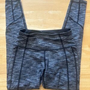 Victoria Sport Gray Mid-Rise Active Leggings XS